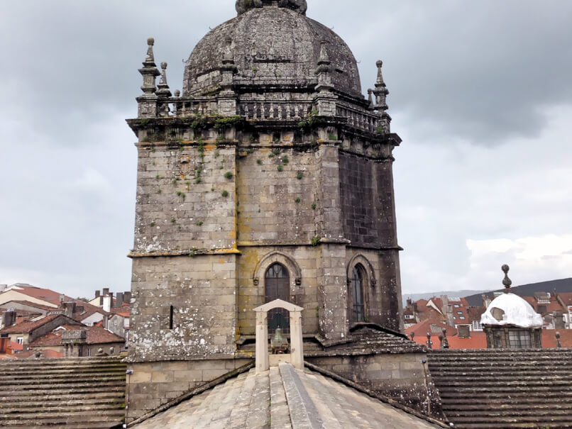 Voyages en Espagne verte, Saint-Jacques de Compostelle